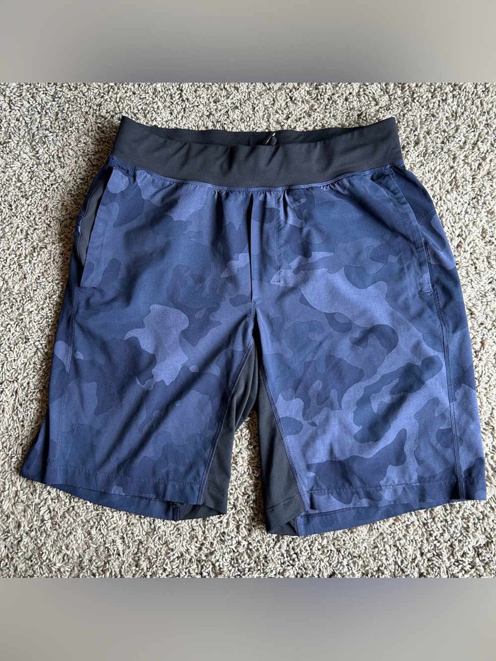 Lululemon Pace Breaker Shorts Mens Medium(28x9.5) Blue Camo Gym Running Athletic